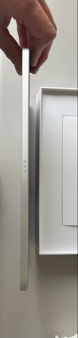 Apple iPad 11インチ(a16)シルバー 本体 充電器付き