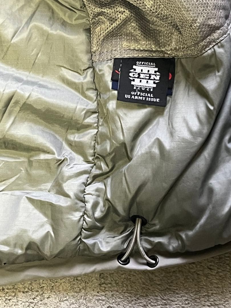 米軍 実物ECWCS LEVEL 7 SMALL-SHORT