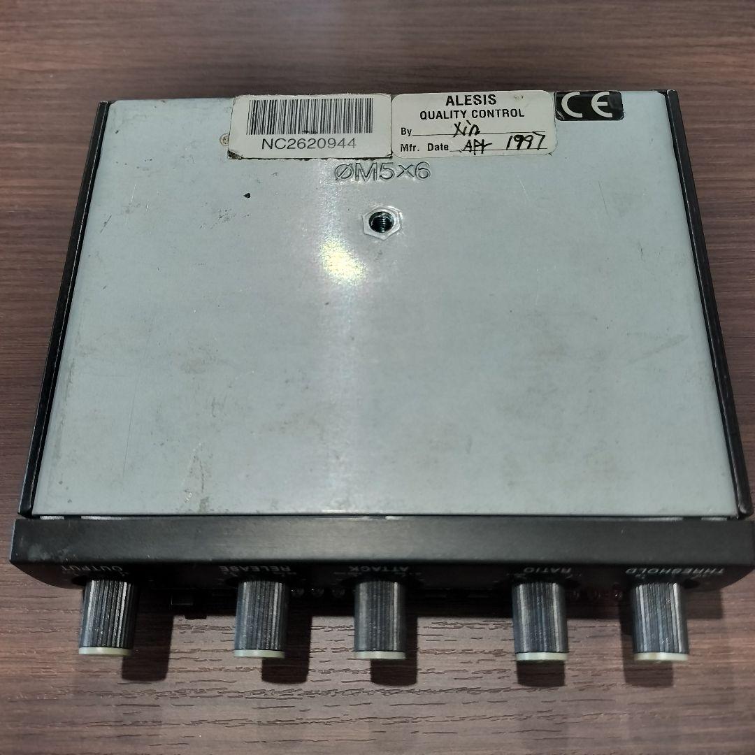 【名機】ALESIS Nano Compressor アレシス コンプレッサー