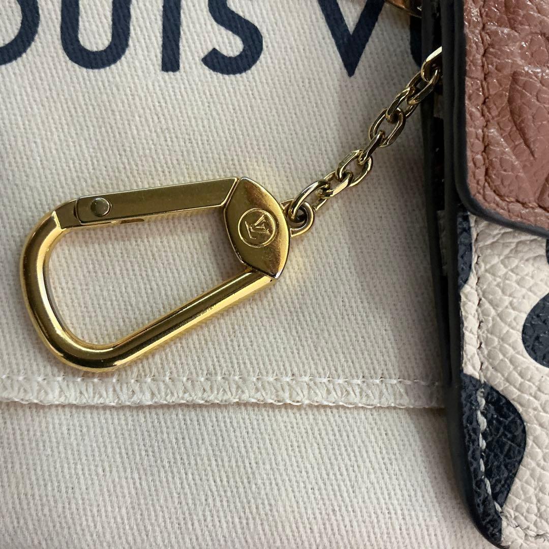 LOUIS VUITTON レオパード　ポシェットクレ　M80692
