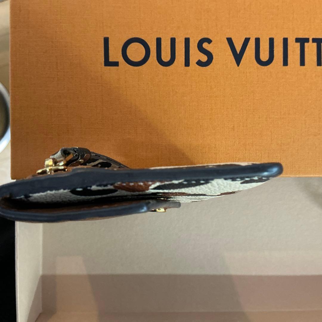 LOUIS VUITTON レオパード　ポシェットクレ　M80692
