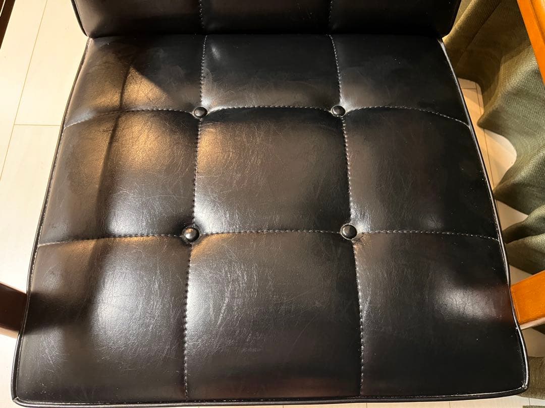 カリモク60 Kチェア　W36170BW