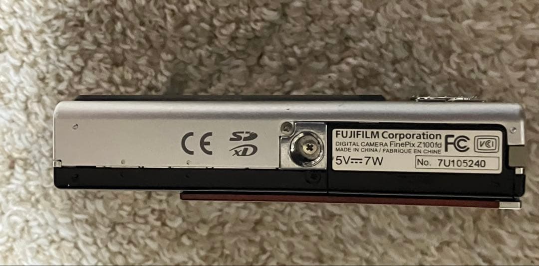 Fujifilm FinePix Z100fd コンパクトカメラ ブラウン