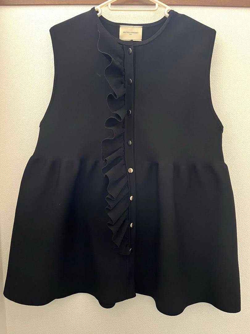 UNITED ARROWS Pニットフリルベスト