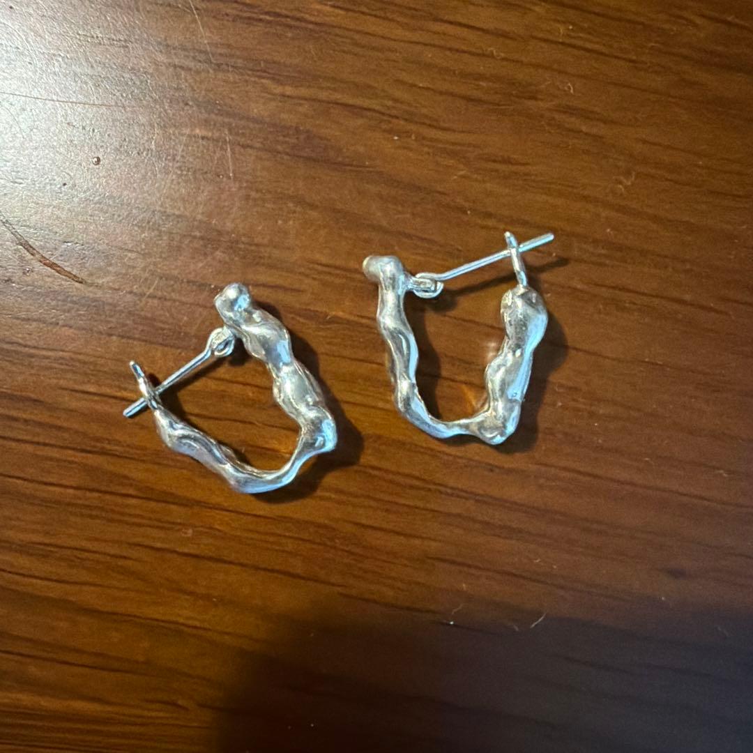 ours farisjewelry　Lava Link Hoops ピアス