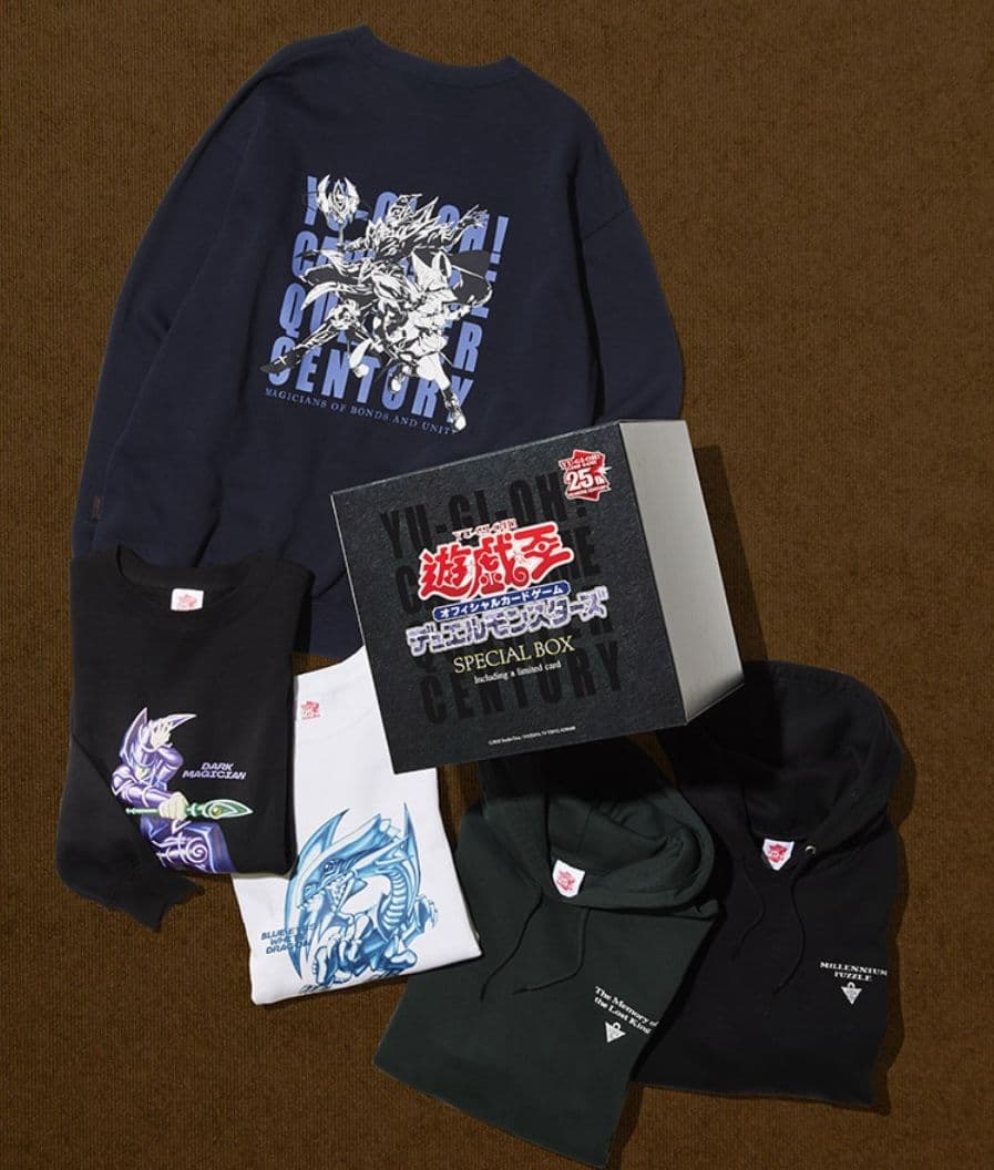 【未開封品】遊戯王OCG 25周年スペシャルボックス　Mサイズ