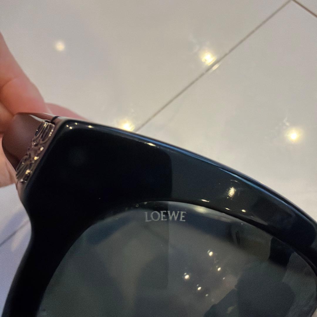 LOEWE ブラック サングラス ケース付き