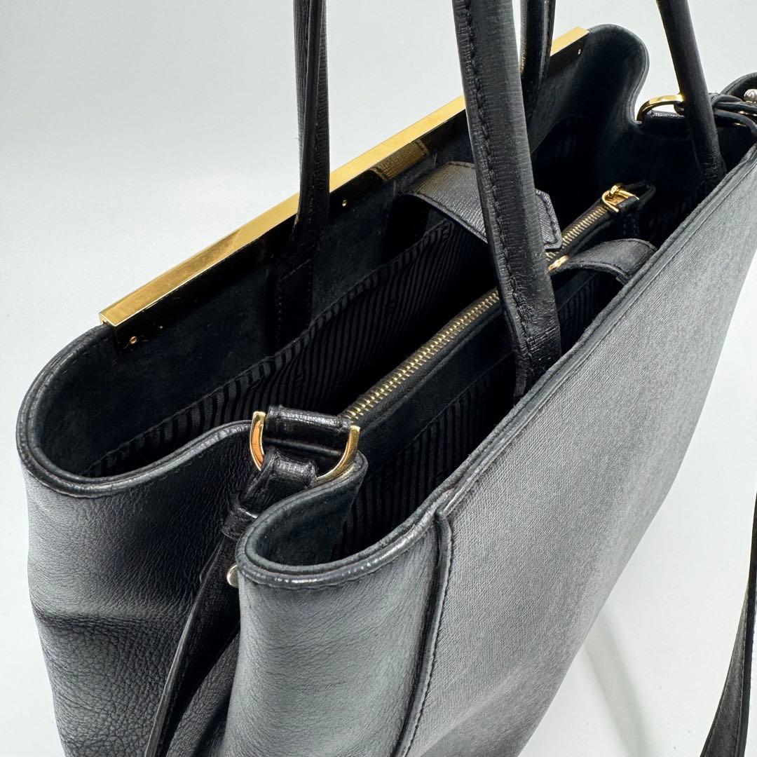 フェンディ トゥージュール レザー トート ショルダーバッグ ビジネスバッグ 黒