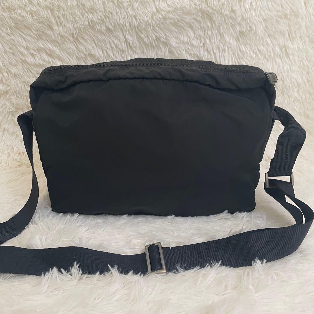 PRADA カメラバッグ テスートナイロン レザー ショルダーバッグ ブラック