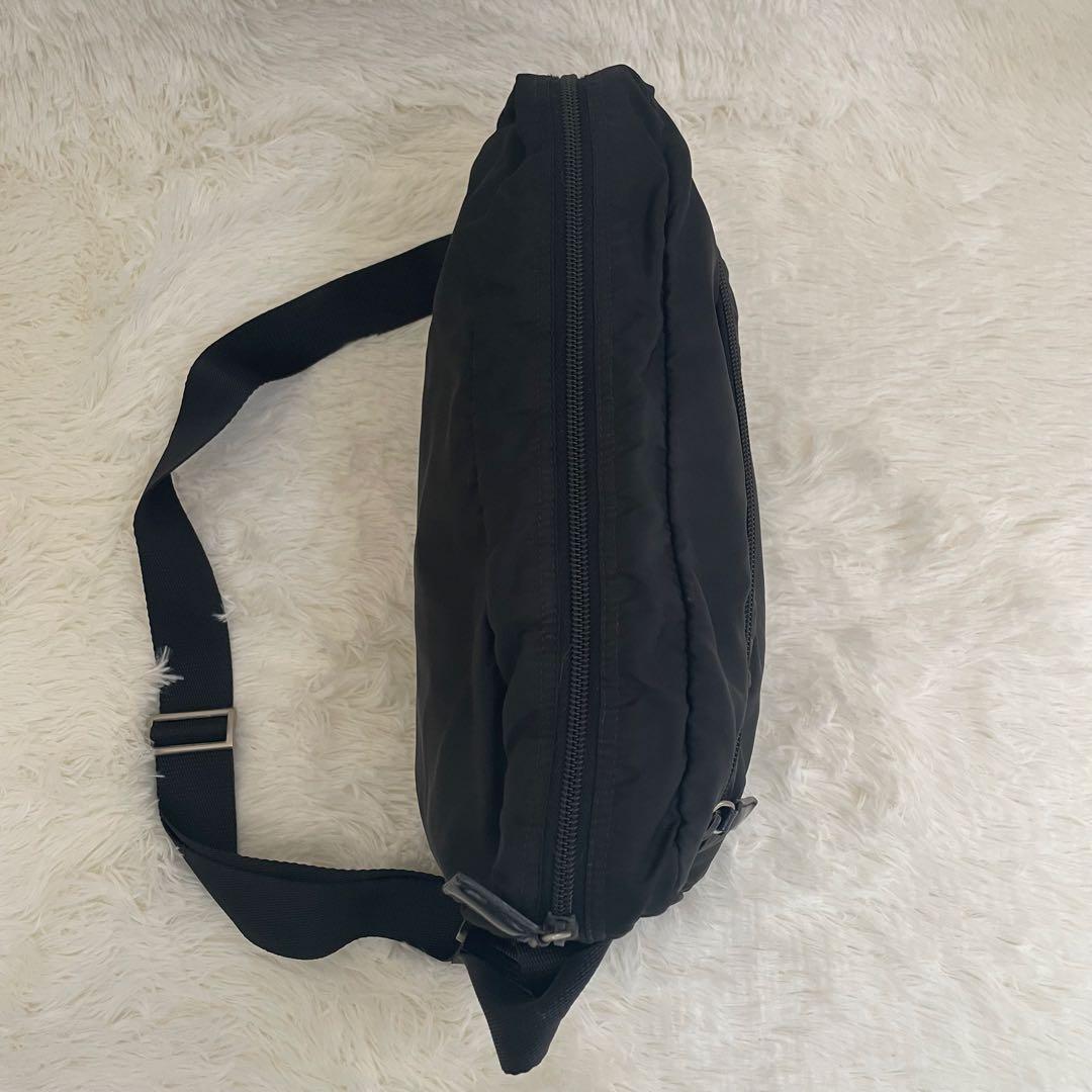 PRADA カメラバッグ テスートナイロン レザー ショルダーバッグ ブラック