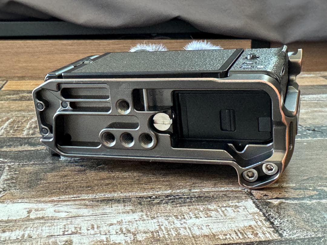 【美品】FUJIFILM X-M5 [ボディ ブラック]リグ付き