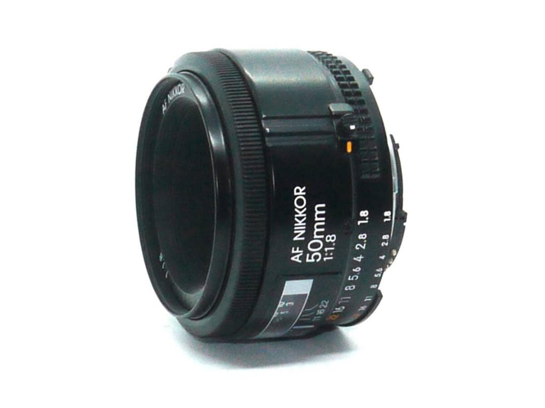 ★極上品★ Nikon AF NIKKOR 50mm F1.8 前後キャップ付属