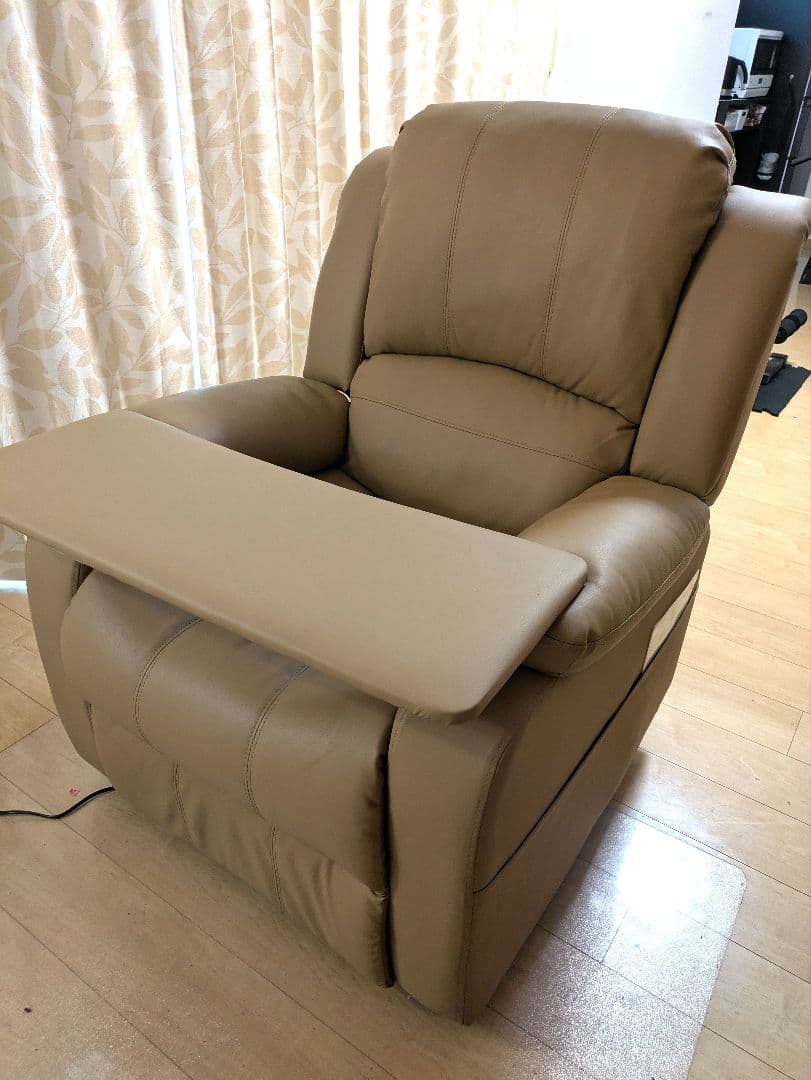 オットマン一体型電動リクライニングソファ USBポート付