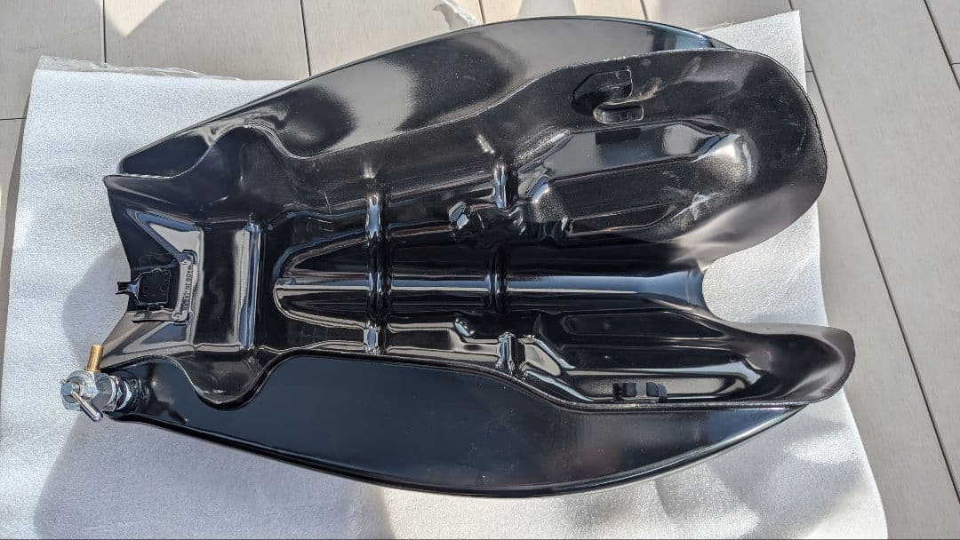 Z1Z2 タンク外装　ブラックタイガー　キャンディー　ゴースト　MRS　ビンゲル