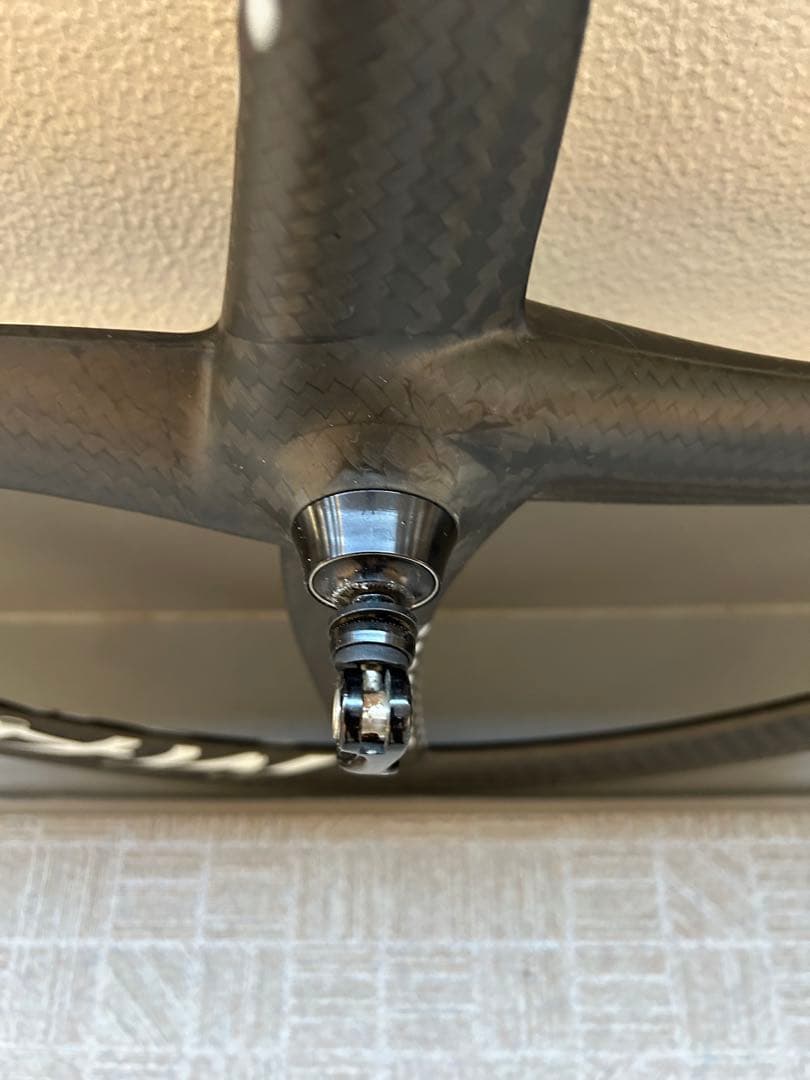 J*様 Xentis MARK1 カーボンホイール　フロント　バトンホイール