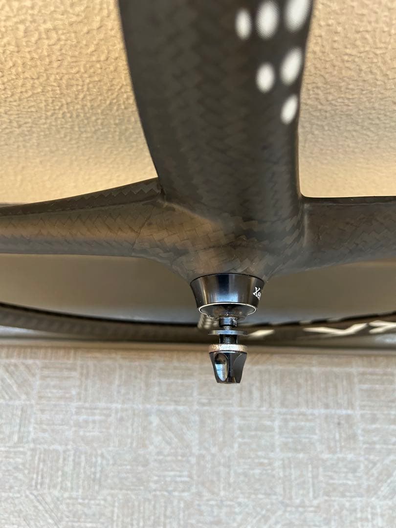 J*様 Xentis MARK1 カーボンホイール　フロント　バトンホイール