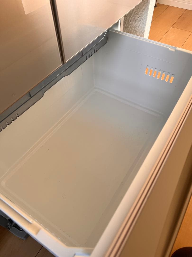 【在庫一掃セール】TOSHIBA 冷蔵庫 GR-W550FH 2024年製