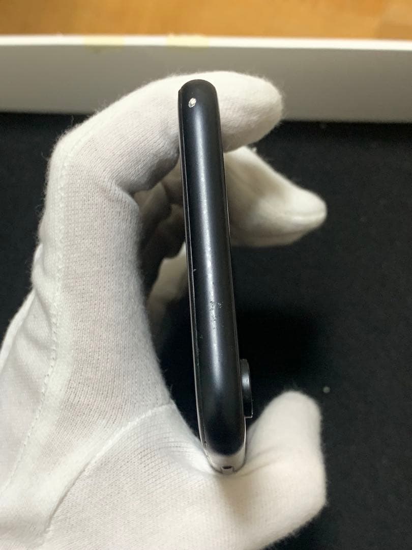 Apple iPhone XR 256GB。付属品···箱