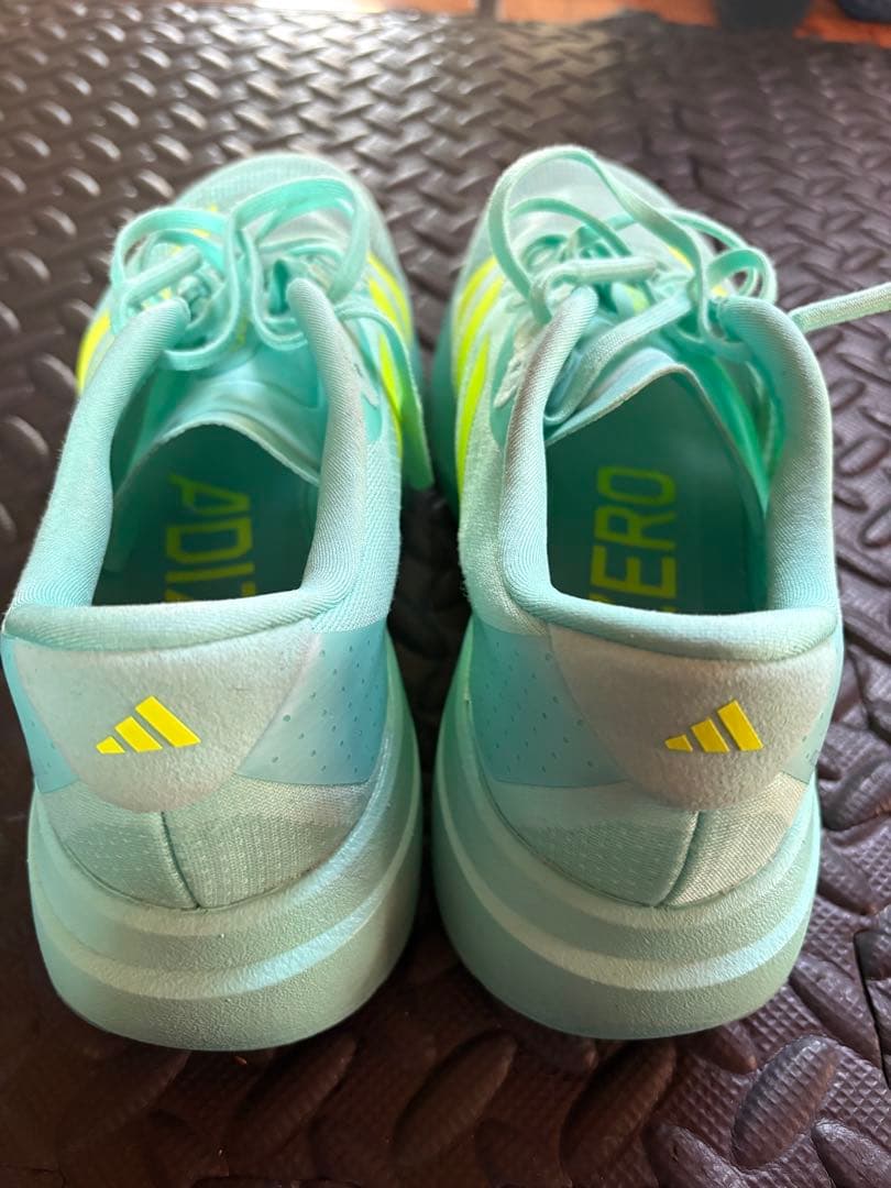 adidas アディゼロ evo sl