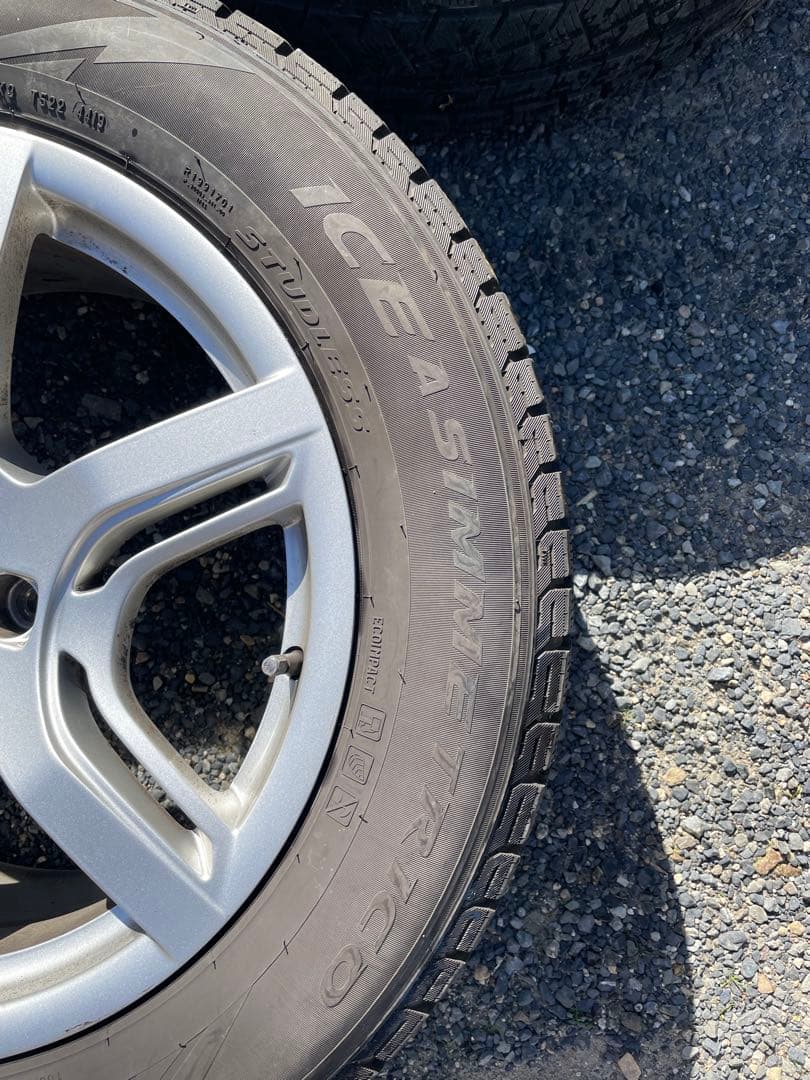 Naokin ⭐︎バリ溝アウディQ5 スタッドレス235/60/R18