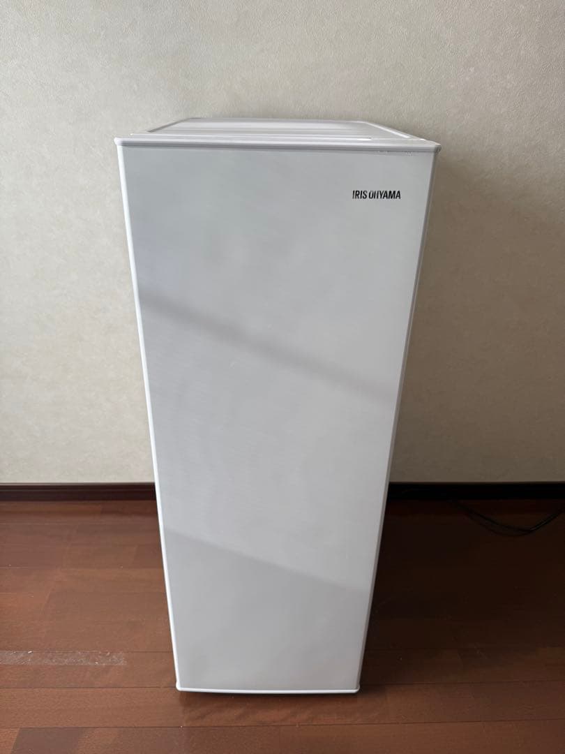 【値下げ】アイリスオーヤマ 冷凍庫 2023年製 IUSN-8A-W