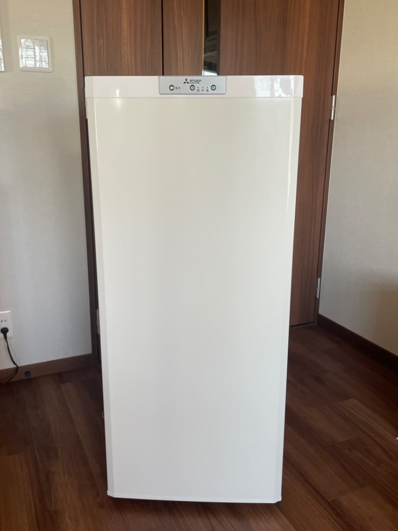2024年製美品 三菱電機ノンフロン冷凍庫 出品２月１１日まで
