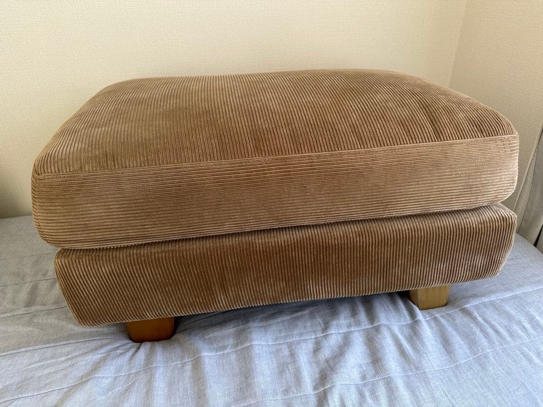 unico greig オットマン　キャメル