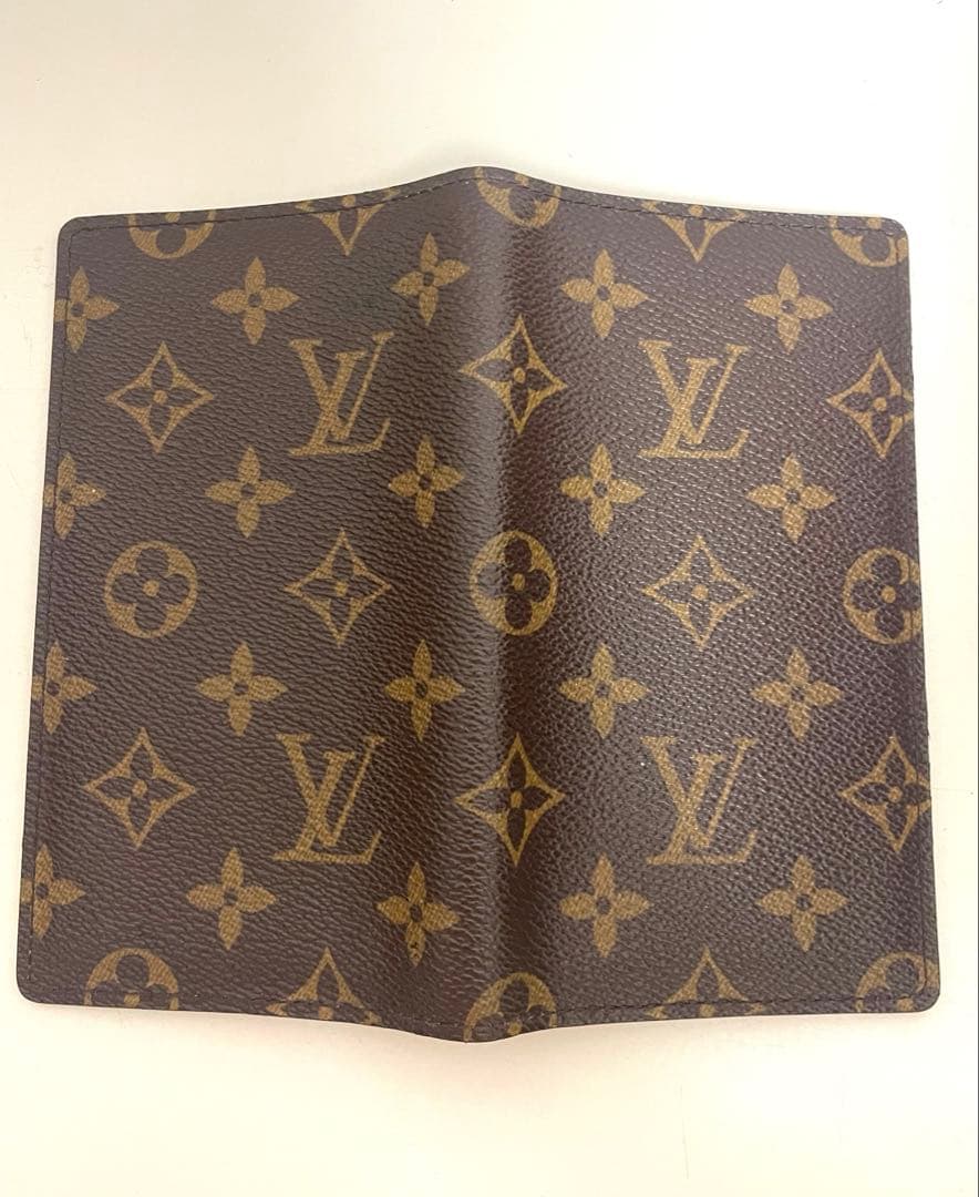ルイヴィトン　手帳カバー
