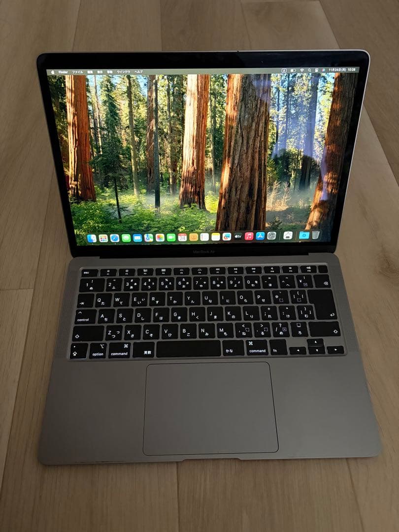 Apple MacBook Air (2020年モデル)、マウス、ケース付