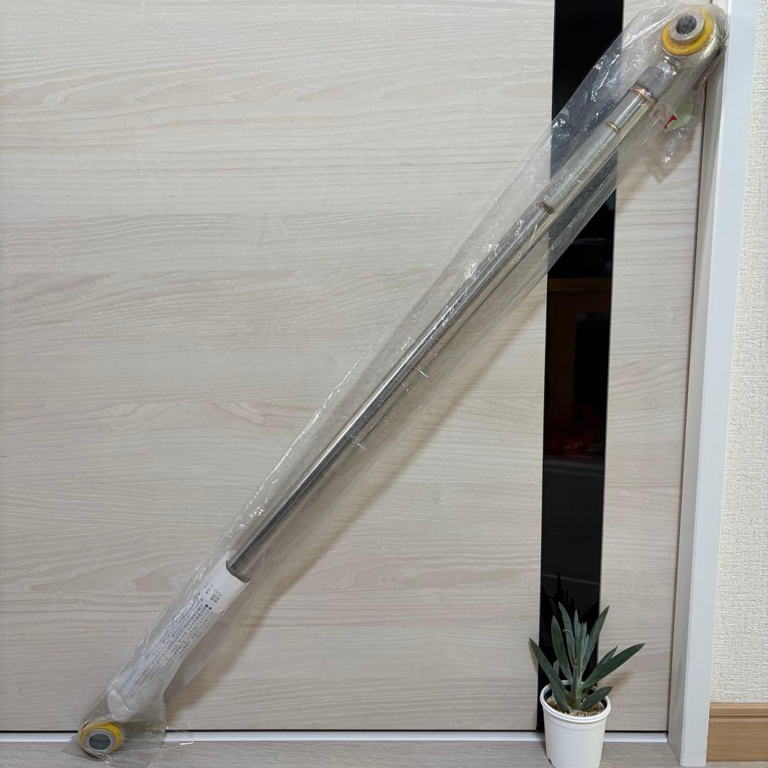 RS-R ラテラルロッド LTT007B KZH106W(ブッシュ)未開封 美品