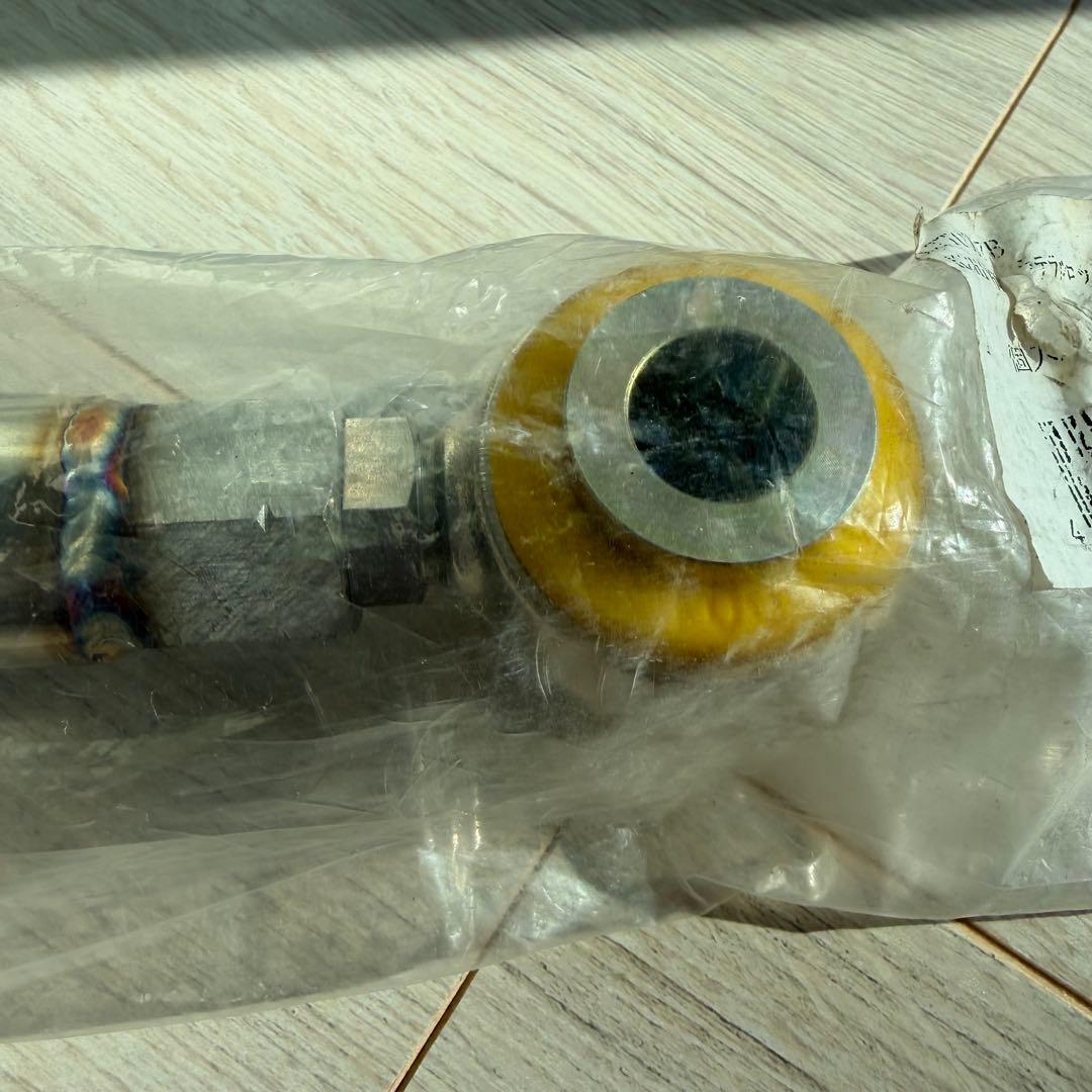 RS-R ラテラルロッド LTT007B KZH106W(ブッシュ)未開封 美品