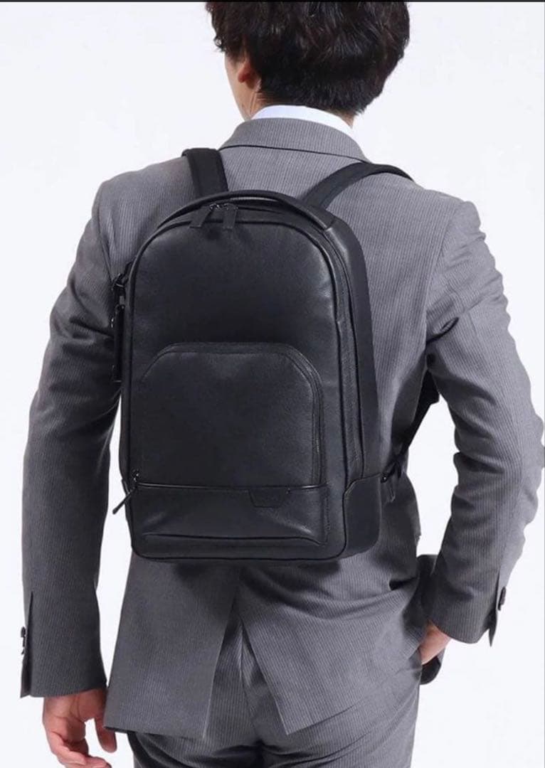 TUMI オールレザー　リュック　A4収納　希少サイズ