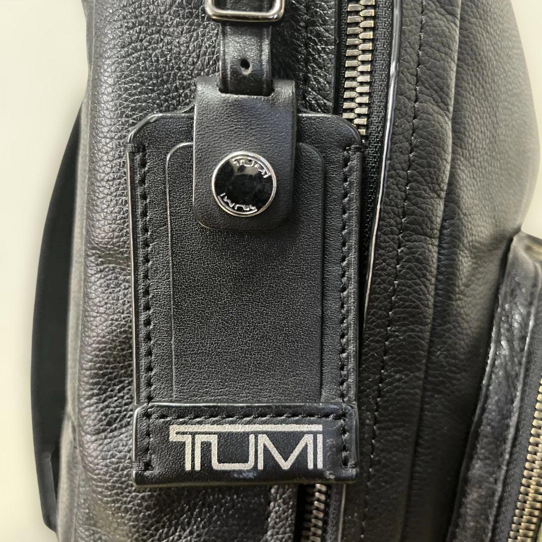 TUMI オールレザー　リュック　A4収納　希少サイズ