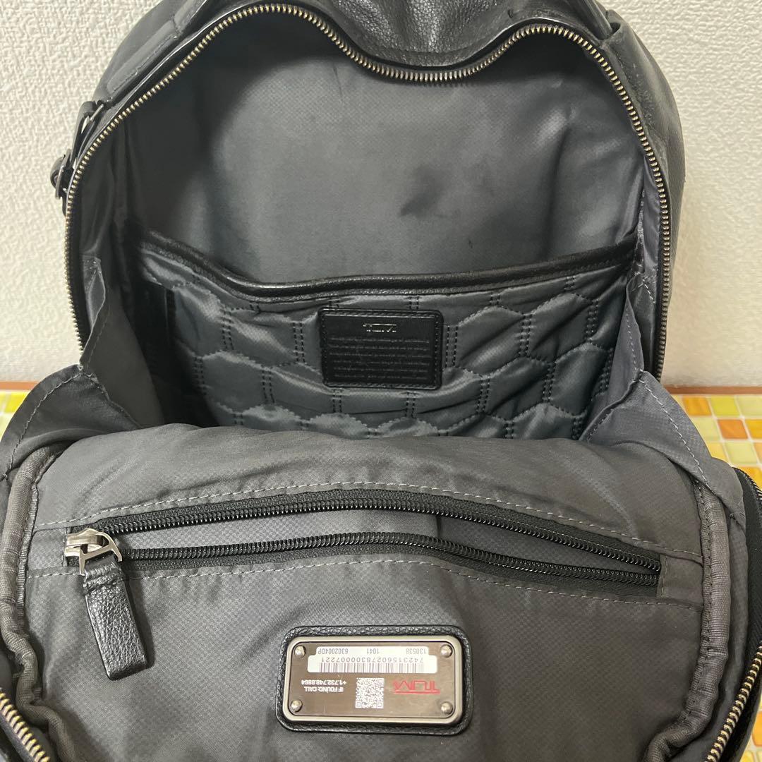 TUMI オールレザー　リュック　A4収納　希少サイズ