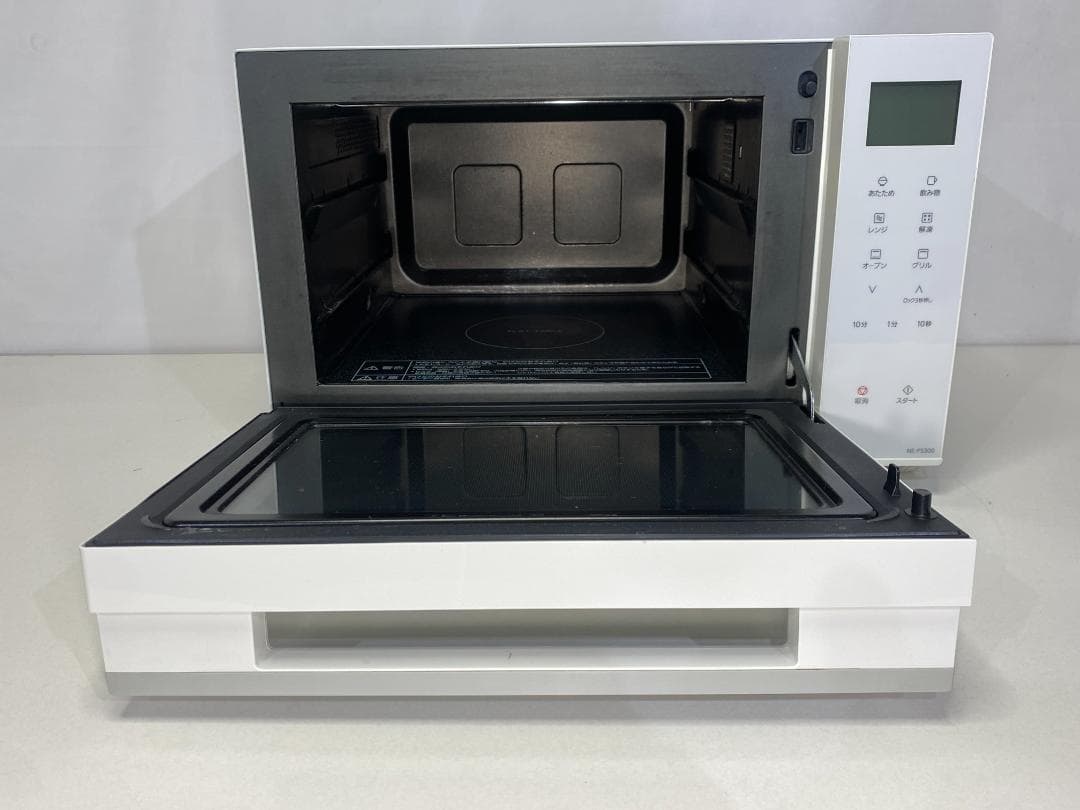 Panasonic オーブンレンジ NE-FS300-W 2020年製