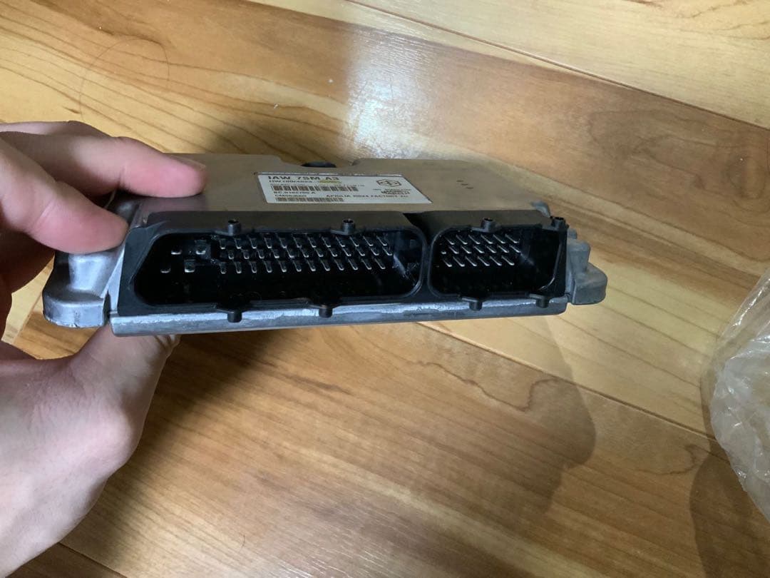 アプリリア　rsv4 フルパワー　ecu 　書き換え