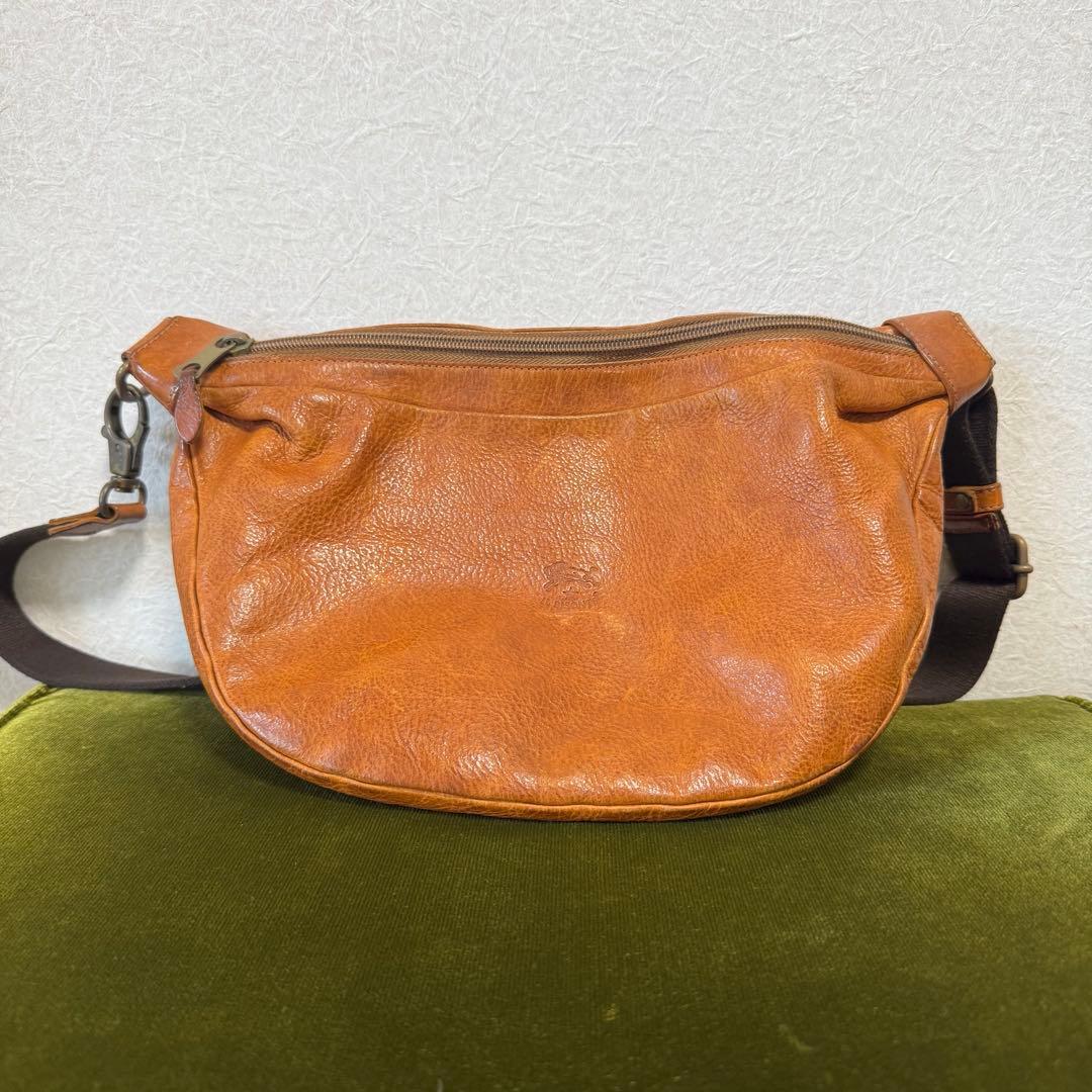 【IL BISONTE】イルビゾンテ ボディバッグ 本革