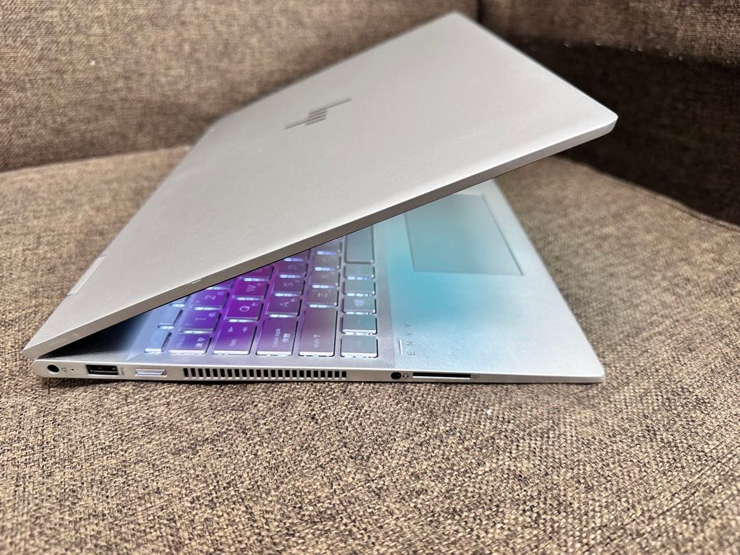 HP Envy 15 2in1 ノートPC i7-10世代　 16GB