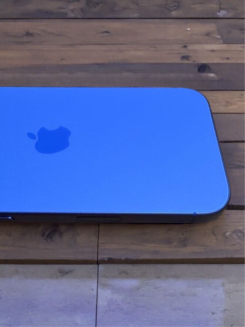 ✳️超美品❣️【激安セール中】iPhone16✨SIMフリー✨箱ケーブル付き