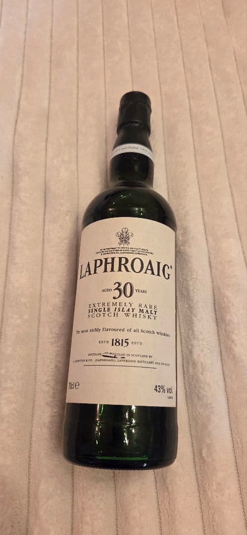 LAPHROAIGラフロイグ30年 エクストリームリー レア 750ml 43%