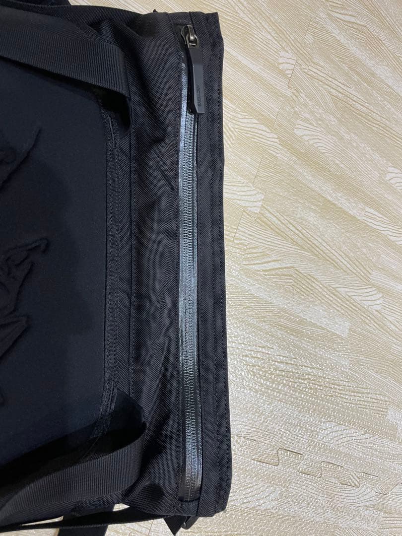 廃盤・美品　アークテリクス アロー8 ブラック