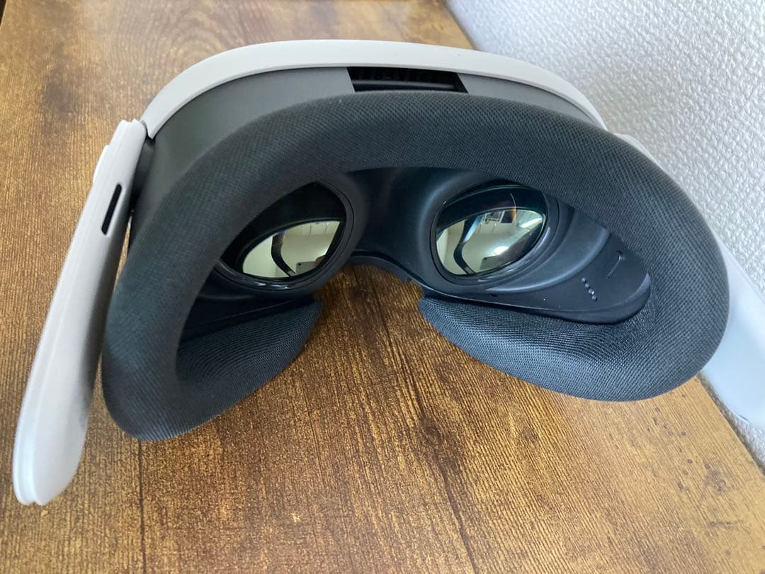 Quest3 128GB ＋ バッテリー付きヘッドストラップ