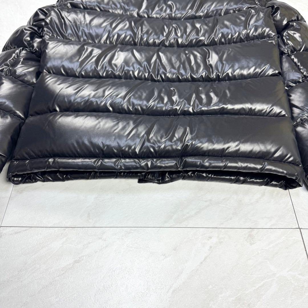 極美品 モンクレール MAYA マヤ ダウンジャケット　フード ブラック 0