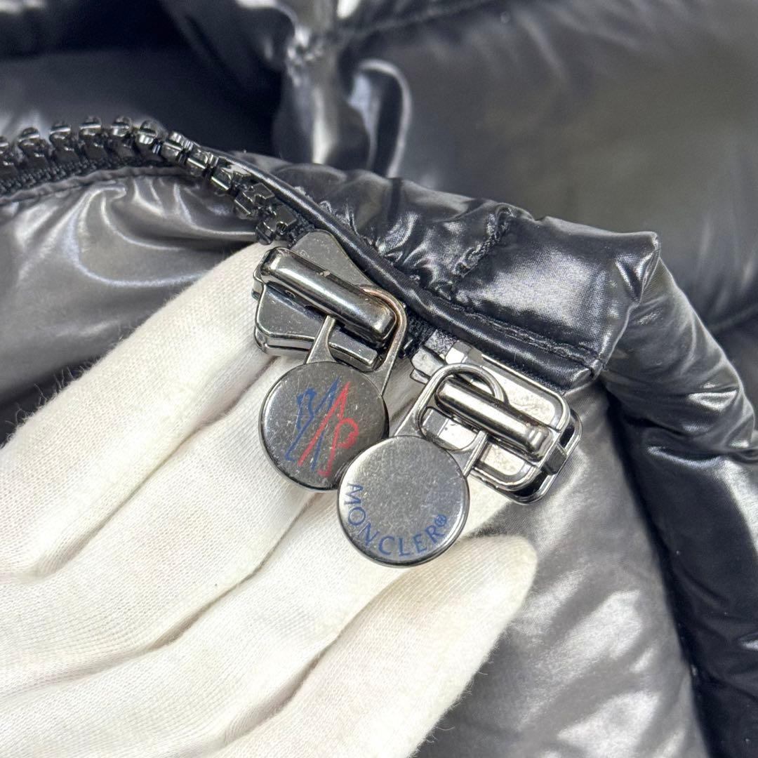 極美品 モンクレール MAYA マヤ ダウンジャケット　フード ブラック 0