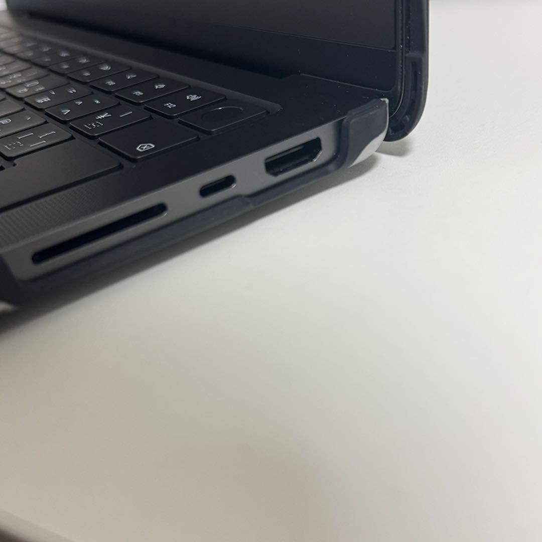 MacBook Pro M4Max 36GB/1TB 14インチ　スペースグレー