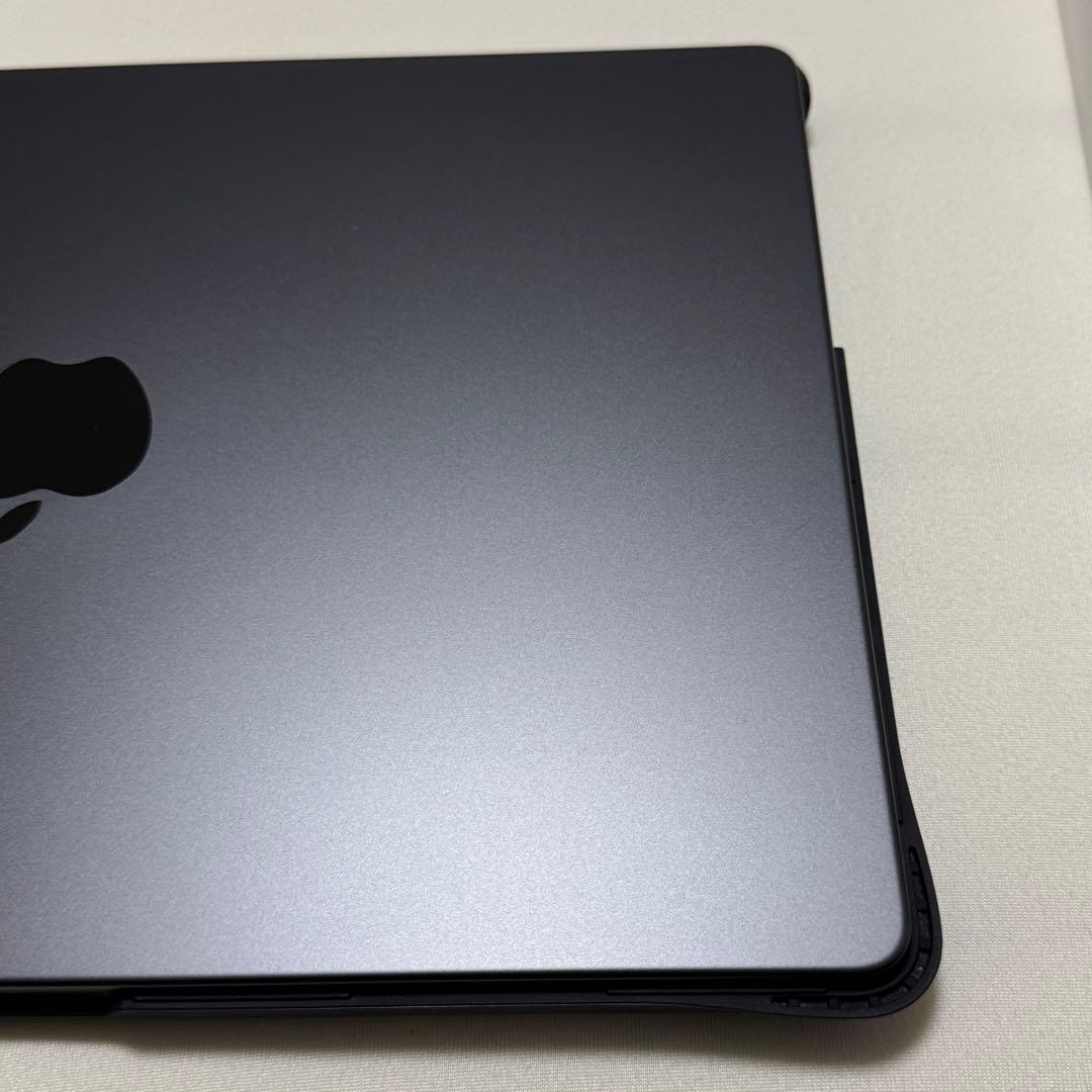 MacBook Pro M4Max 36GB/1TB 14インチ　スペースグレー