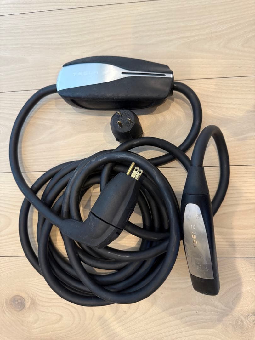 5*9様 Tesla モバイルコネクター（Gen1）