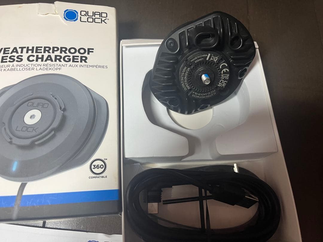 QUAD LOCK クアッド　ロック　WIRELESS ダンパー付き　美品