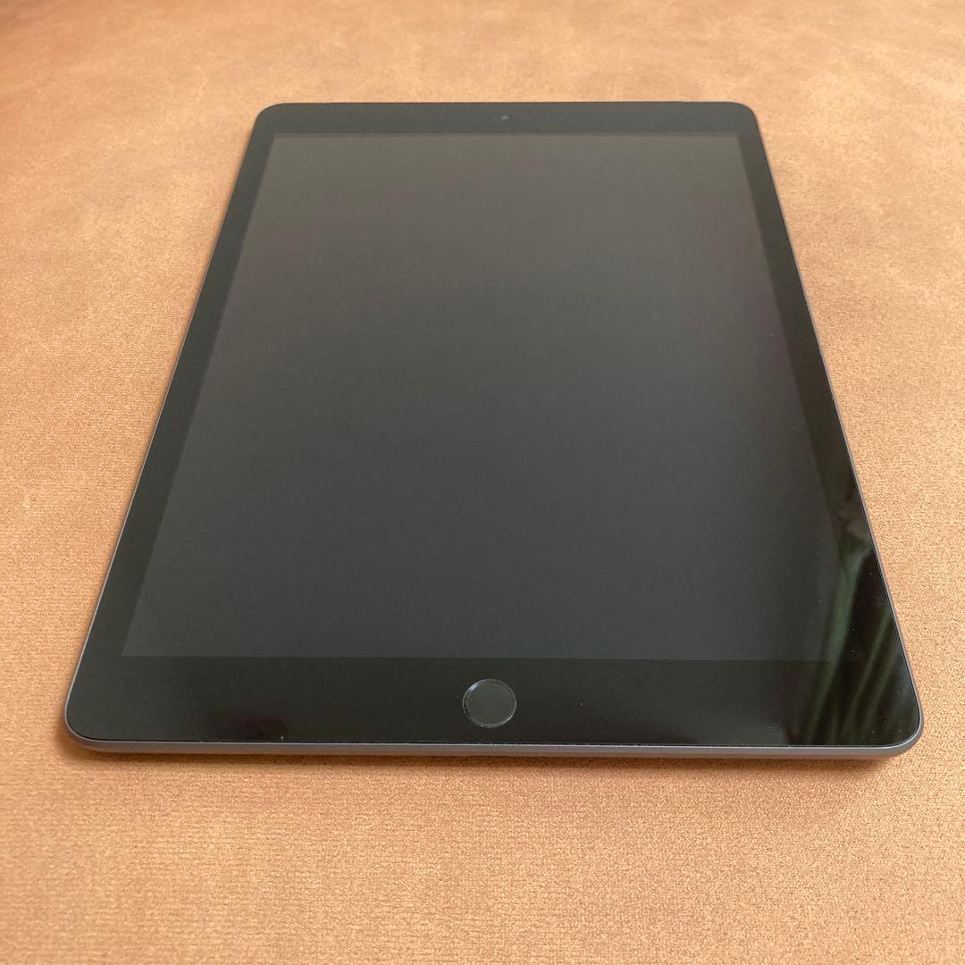 19【早い者勝ち】電池新品☆iPad7 第7世代 32GB SIMフリー☆