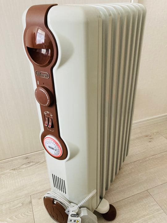 デロンギ　オイルヒーター　JR0812
